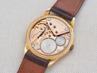 OMEGA Genève ref. 2903
Case: 18k pink gold...