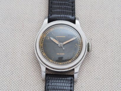 LONGINES Tre Tacche Flat Bezel
Case : Steel....