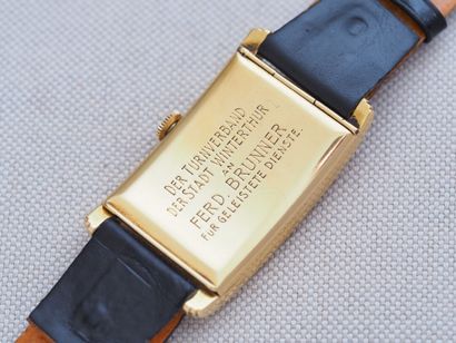 MOVADO Chronometer
Case: 18k ( 750°°) yellow...