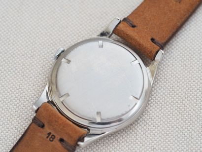 LONGINES Sei tacche
Case: Steel. Round. Screw-down...