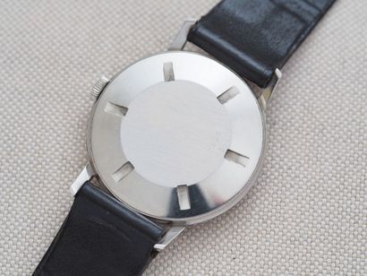 ALPINA N.O.S ref. 710625
Case : Steel. Round....