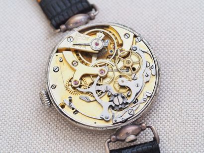 UNIVERSAL WATCH Monopoussoir
Case: Silver...