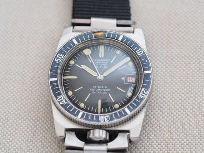 ZRC Grands Fonds Series 3
Case: Steel. Crown...