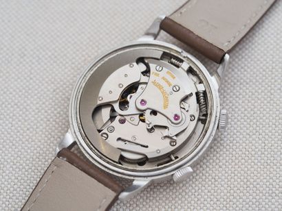 JAEGER-LECOULTRE Memovox ref. E855
Case :...