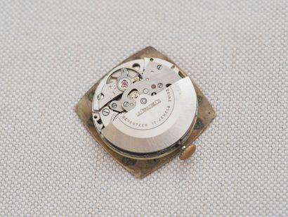 JAEGER-LECOULTRE Day/Date
Case: 18k yellow...