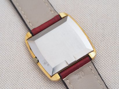 OMEGA De Ville TV ref. 111.100
Gold-plated...
