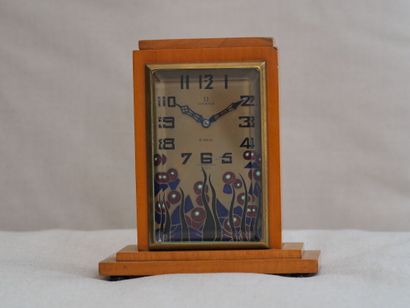 Omega, Art Deco clock, reference 10.008
Varnished...