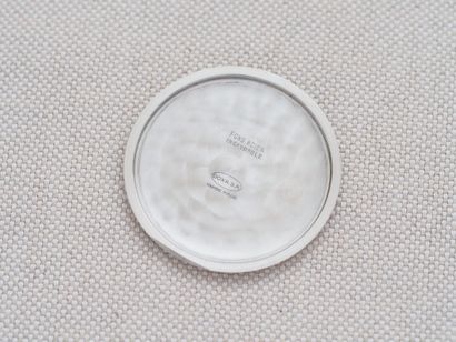 DOXA ref. 10334 1
Case : Chrome. Round. Press...