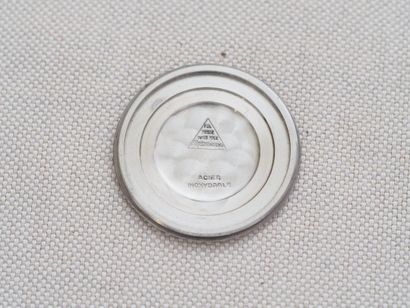 ALPINA N.O.S ref. 710625
Case : Steel. Round....