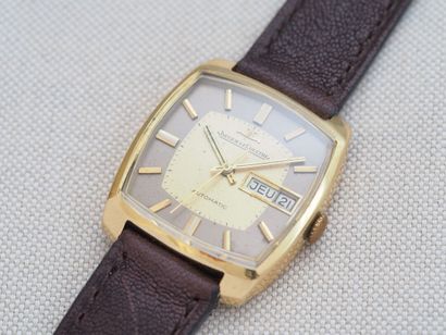 JAEGER-LECOULTRE Day/Date
Case: 18k yellow...
