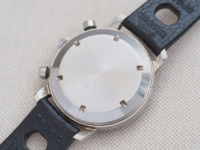 NET V22
Case: Steel. Screw-down caseback.
Dial:...