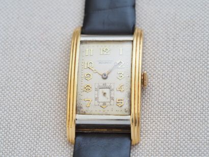 MOVADO Chronometer
Case: 18k ( 750°°) yellow...
