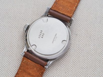 LONGINES Tre Tacche Flat Bezel
Case : Steel....