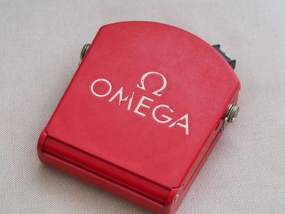 OMEGA
Split-seconds chronograph watch. Chromed...