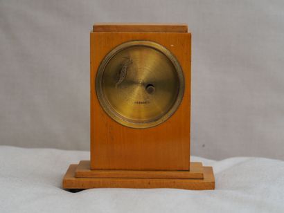 Omega, Art Deco clock, reference 10.008
Varnished...