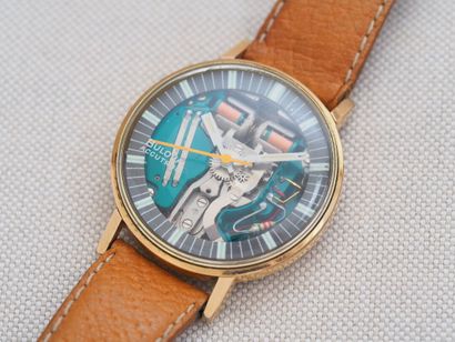 BULOVA Accutron M4
Boitier : Plaqué or. Fond...