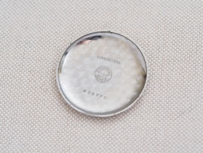 UNIVERSAL GENEVE Compax
Case : Steel. Press-on...
