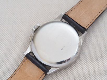 UNIVERSAL GENEVE Compax
Case : Steel. Press-on...