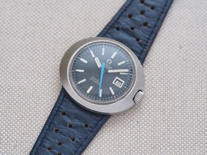 OMEGA Dynamic Lady
Case: Steel. Ribbed cushion....