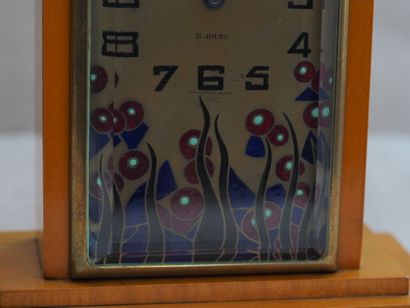 Omega, Art Deco clock, reference 10.008
Varnished...