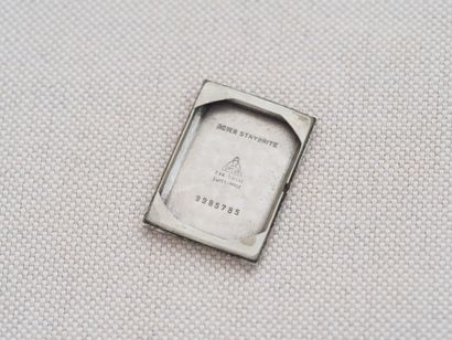 OMEGA 17.8
Case: Steel. Rectangular. Press-on...