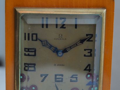 Omega, Art Deco clock, reference 10.008
Varnished...