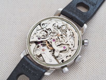 NET V22
Case: Steel. Screw-down caseback.
Dial:...