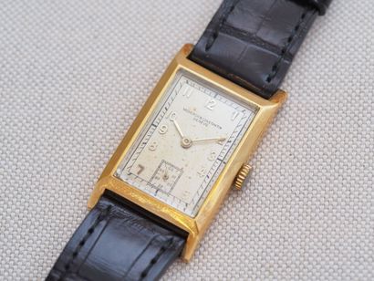 VACHERON CONSTANTIN
Case: 18k yellow gold...