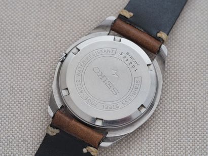 SEIKO réf. 7005-8022
Boitier : Acier. Fond...
