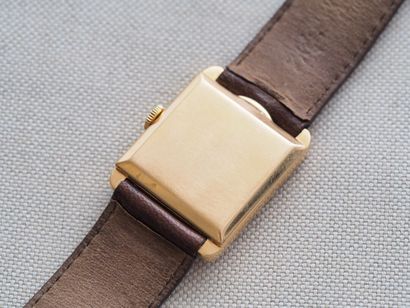 JAEGER-LECOULTRE ref. 2279
Case: 18k yellow...