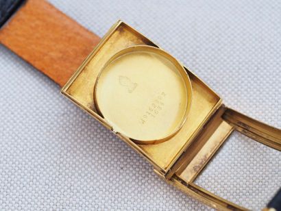 MOVADO Chronometer
Case: 18k ( 750°°) yellow...