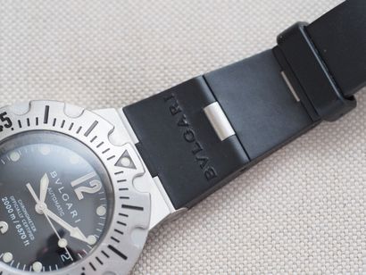 BULGARI Diagono Professional réf.SD42S
Case...