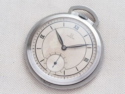 OMEGA Diplomat
50 mm steel case, with integrated...