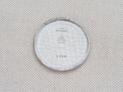 OMEGA Chronometer ref. 2366 30T2 Rg
Case:...