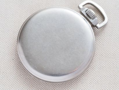Omega, Lépine waterproof
Water-resistant...