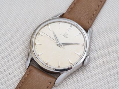 OMEGA ref. 2640-4 SC
Case: Steel. Round....