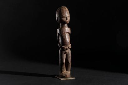 Lobi, Burkina Faso
Male statuette 
Hardwood...
