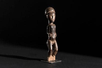 Tagbana, Ivory Coast
Standing male figure...