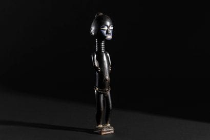 Koulango, Ivory Coast
Figure of a standing...