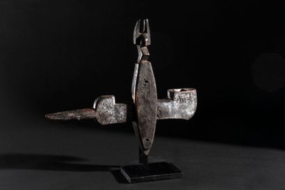 Bambara, Mali
Hardwood lock with beautiful...