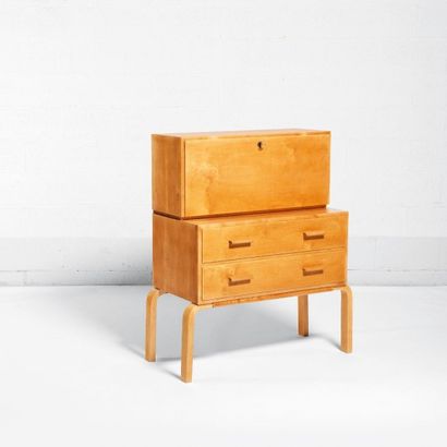 ALVAR AALTO (1898-1976) Finlande
Secrétaire...