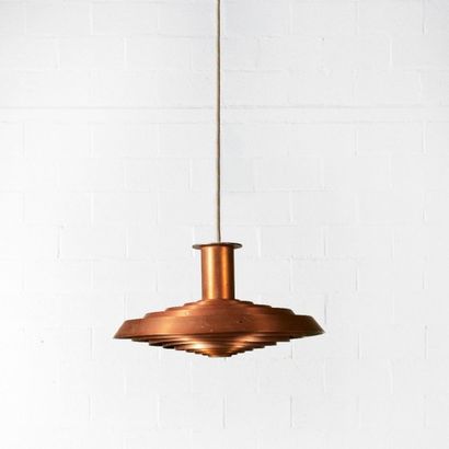 POUL HENNINGSEN (1894-1967) Danemark
Suspension...