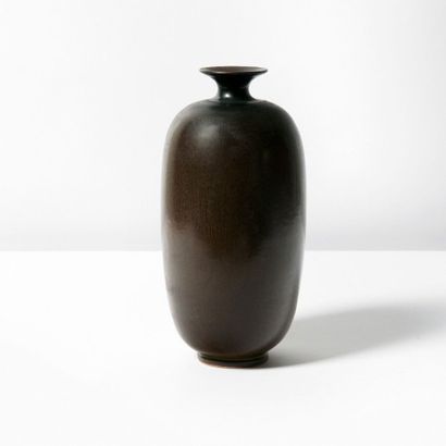 BERNDT FRIBERG (1899-1981) Suède
Vase Grès...