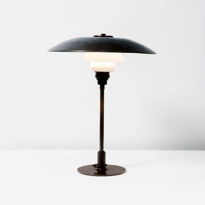POUL HENNINGSEN (1894-1967) Danemark
Lampe...