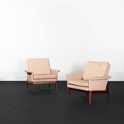 FINN JUHL (1912-1989) Danemark
Paire de fauteuils...