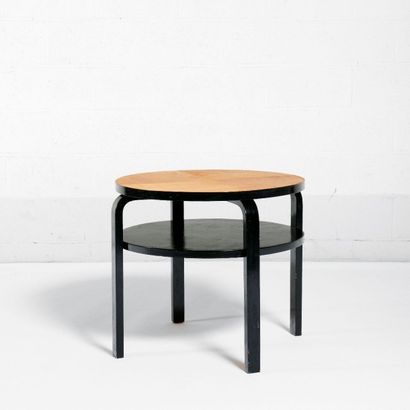 ALVAR AALTO (1898-1976) Finlande
Table modèle...