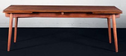 HANS J. WEGNER (1914-2007) Danemark
Grande...