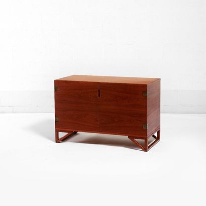 SVEND LANGKILDE Danemark
Petit cabinet Teck...