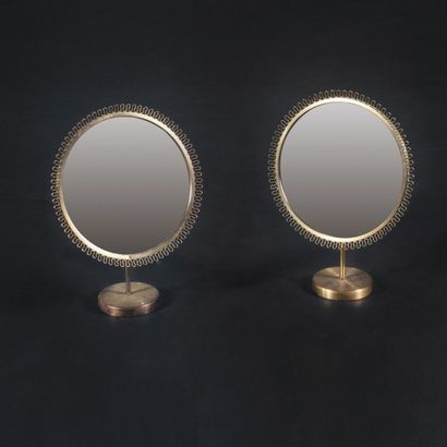 SVENKST TENN - Suède
Paire de miroirs Laiton...