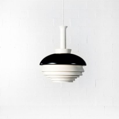 ALVAR AALTO (1898-1976) Finlande
Suspension...